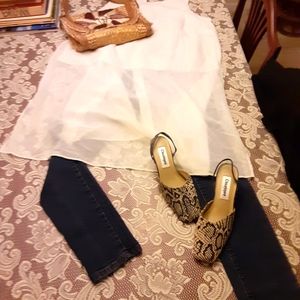 Womens clothing and Accessories